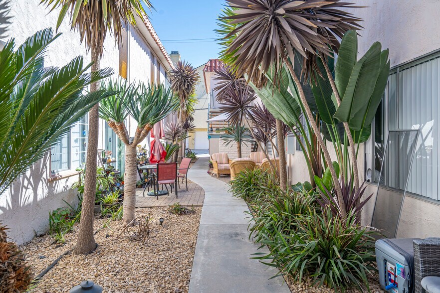 More Photos Of 1102 Central Ave, Seal Beach Apartments For Sale
