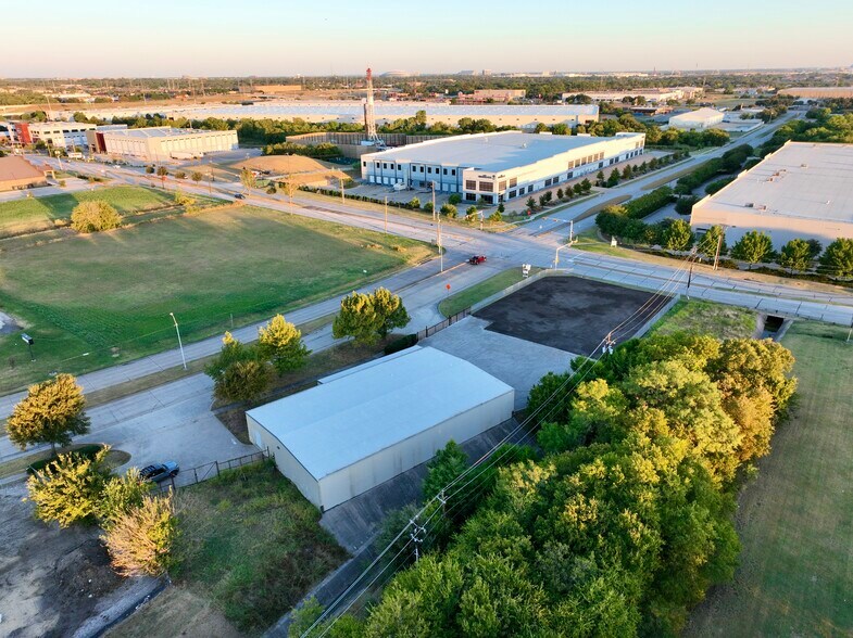 More Photos Of 2605 Forum Dr, Grand Prairie Manufacturing For Lease