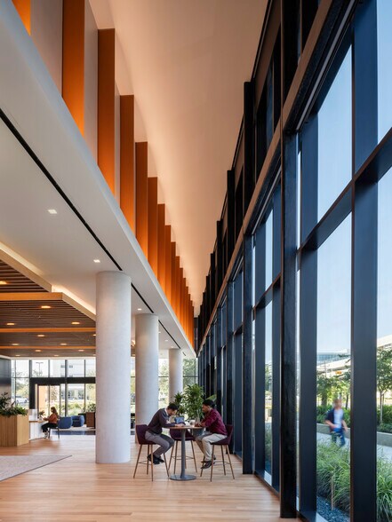 More Photos Of 11515 Burnet Rd, Austin Office For Lease