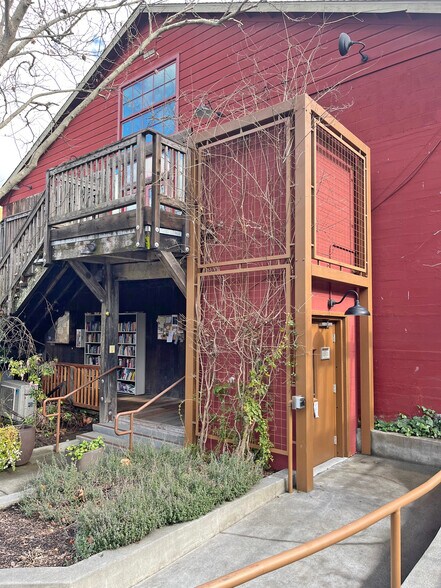 More Photos Of 14301 Arnold Dr, Glen Ellen Storefront For Lease