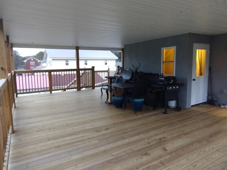 More Photos Of 131 Main St, Worthville Restaurant For Sale