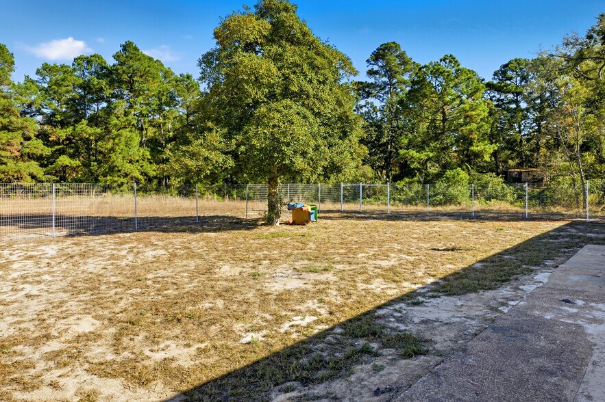 More Photos Of 19470 US Highway 69 N, Lindale Flex For Lease