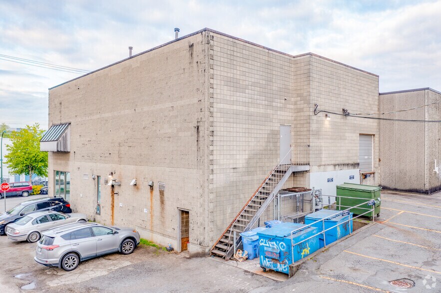 More Photos Of 250 1st Av, Vancouver Storefront For Lease