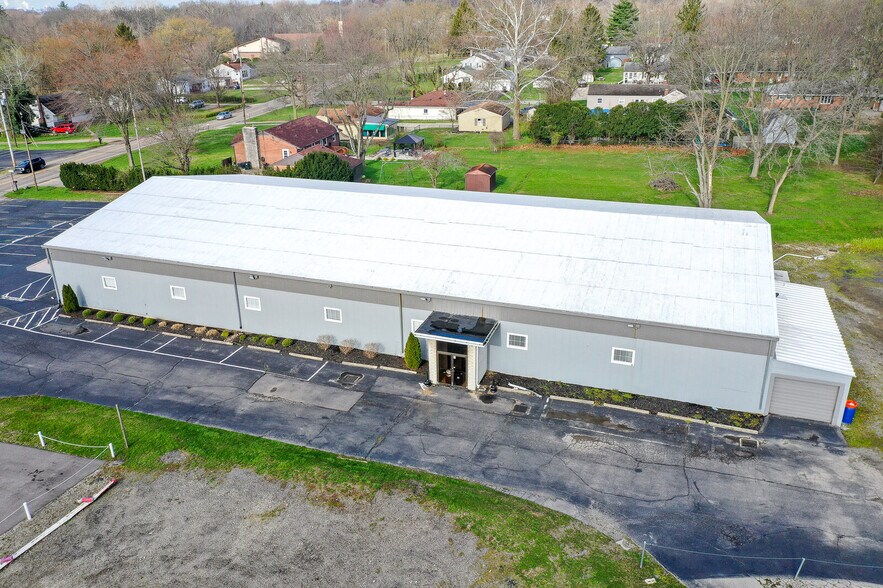 More Photos Of 6962 Coles Rd, Middletown General Retail For Sale