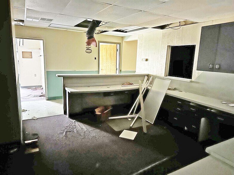 More Photos Of 401 Adams Ave, Scranton Office For Sale
