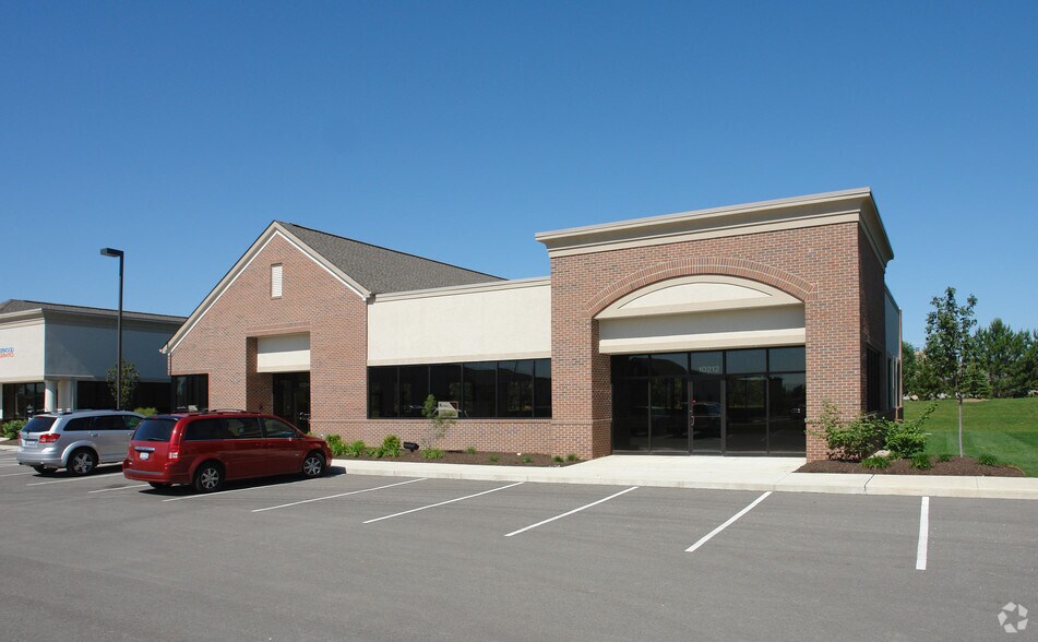 More Photos Of 10212-10214 Sawmill Pky, Powell Office For Sale