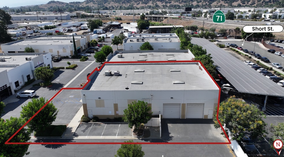 More Photos Of 1986 W Holt Ave, Pomona Warehouse For Sale
