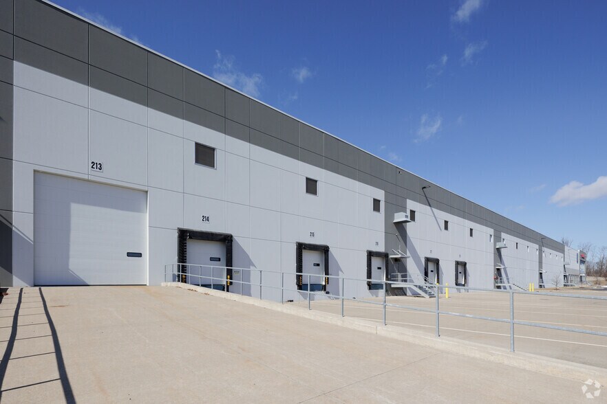 More Photos Of 108 Route 17K, Newburgh Warehouse For Lease