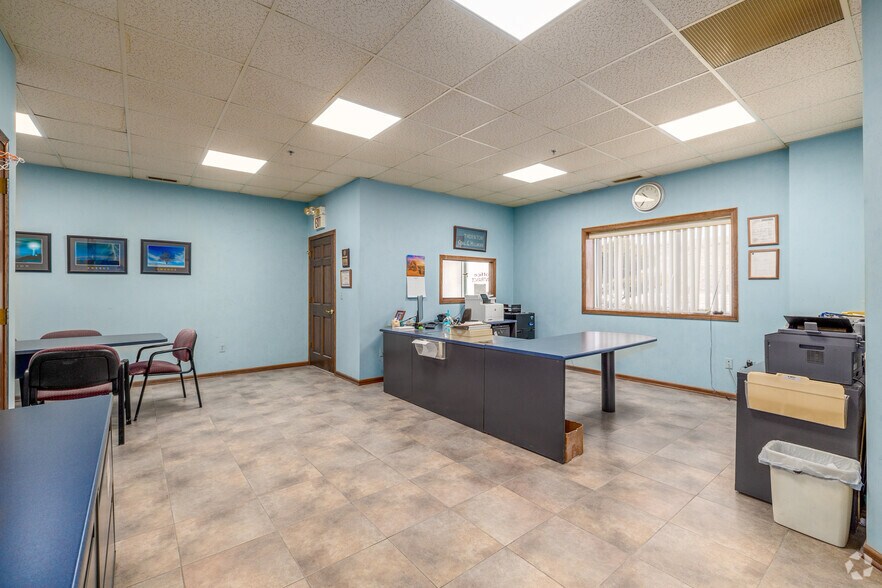 More Photos Of 2000 Ashley Rd, Morris Manufacturing For Lease