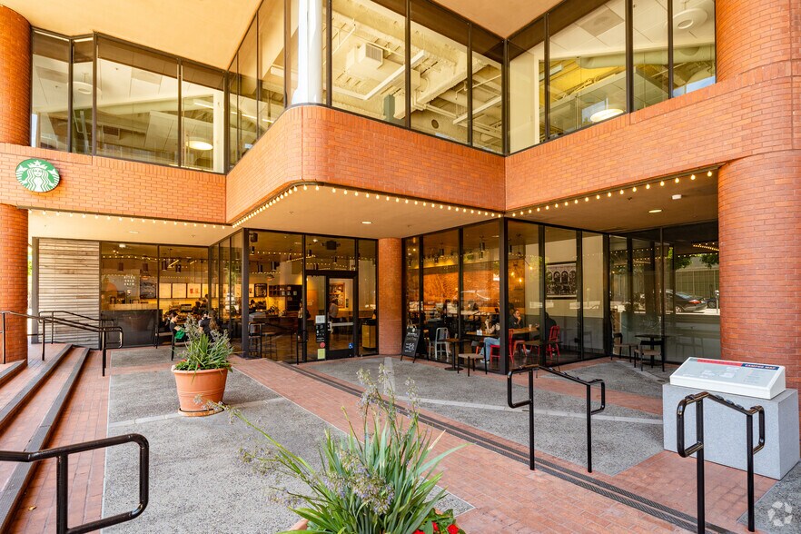 More Photos Of 1255 Battery St, San Francisco Unknown For Lease