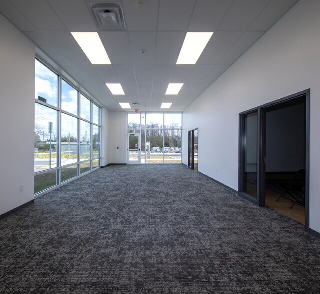 More Photos Of 15157 US Hwy 441, Delray Beach Warehouse For Lease