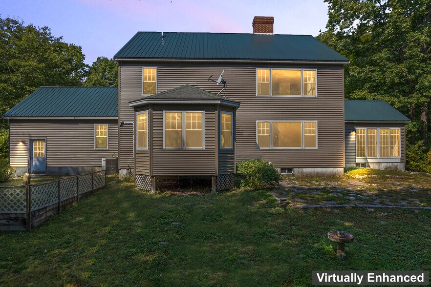 More Photos Of 41 Hobbs Rd, West Newfield Specialty For Sale