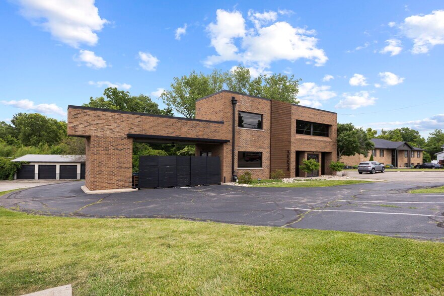 More Photos Of 3554 Blue Rock Rd, Cincinnati Loft Creative Space For Sale