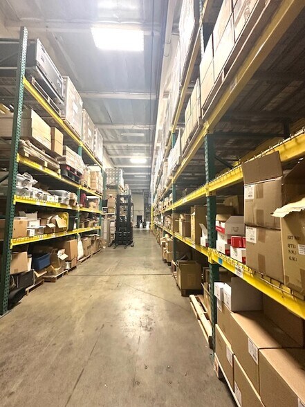 More Photos Of 1781 McGaw Ave, Irvine Warehouse For Lease
