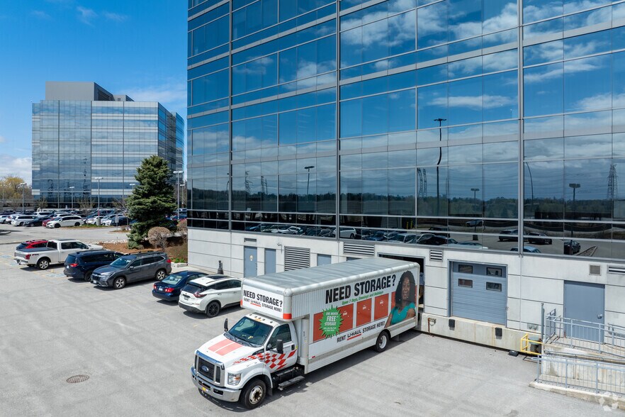 More Photos Of 55 Commerce Valley Dr W, Markham Unknown For Lease