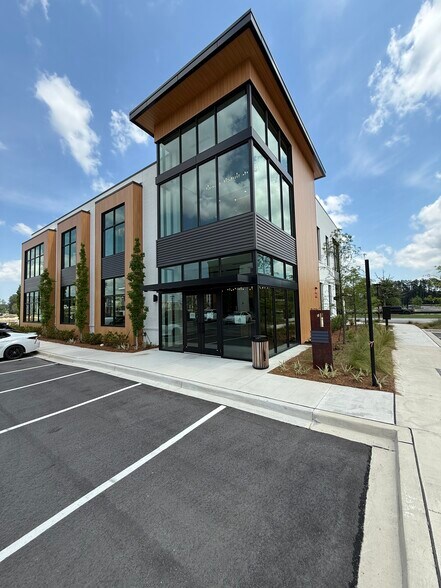 More Photos Of 415 Brighton Park Blvd, Summerville Office Residential For Lease