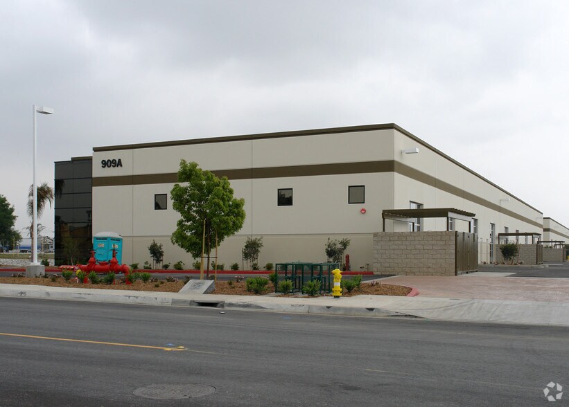 More Photos Of 909 S Cucamonga Ave, Ontario Warehouse For Sale