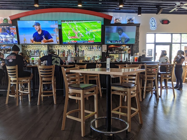 More Photos Of 16918 Twin Lakes Ave, Marysville Restaurant For Sale