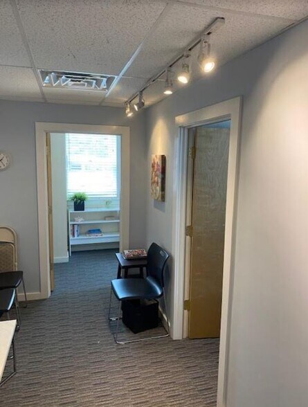 More Photos Of 11 River St, Wellesley Office For Lease