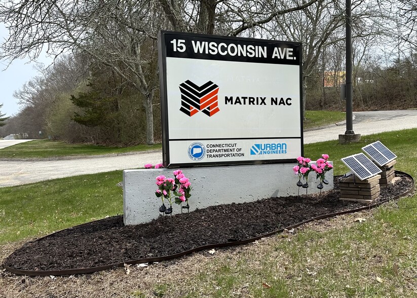 More Photos Of 15 Wisconsin Ave, Norwich Warehouse For Lease