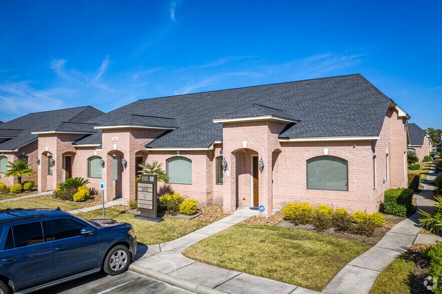 Primary Photo Of 5501-5529 Louetta Rd, Spring Unknown For Lease