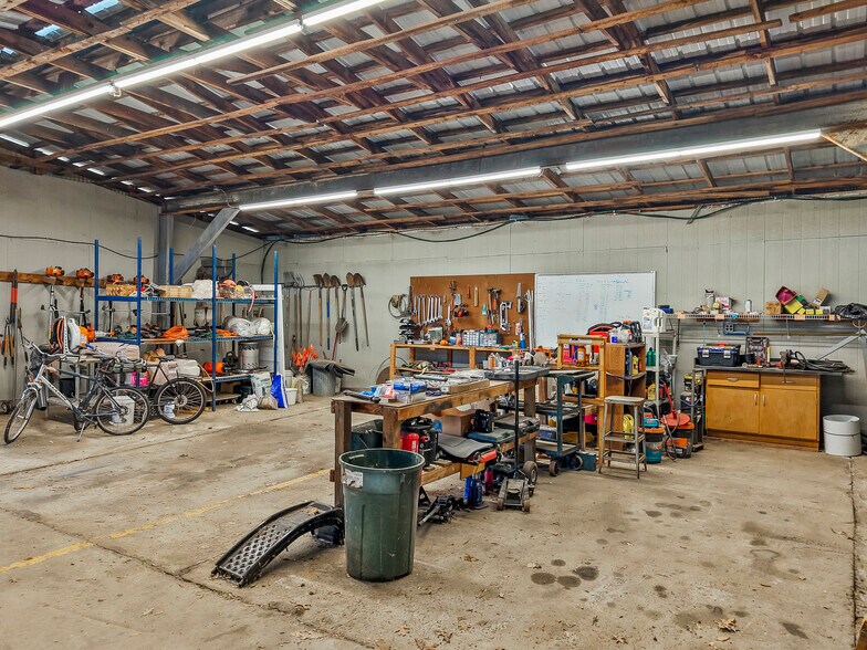 More Photos Of 249 Gilbert Rd, Mocksville Airport For Sale