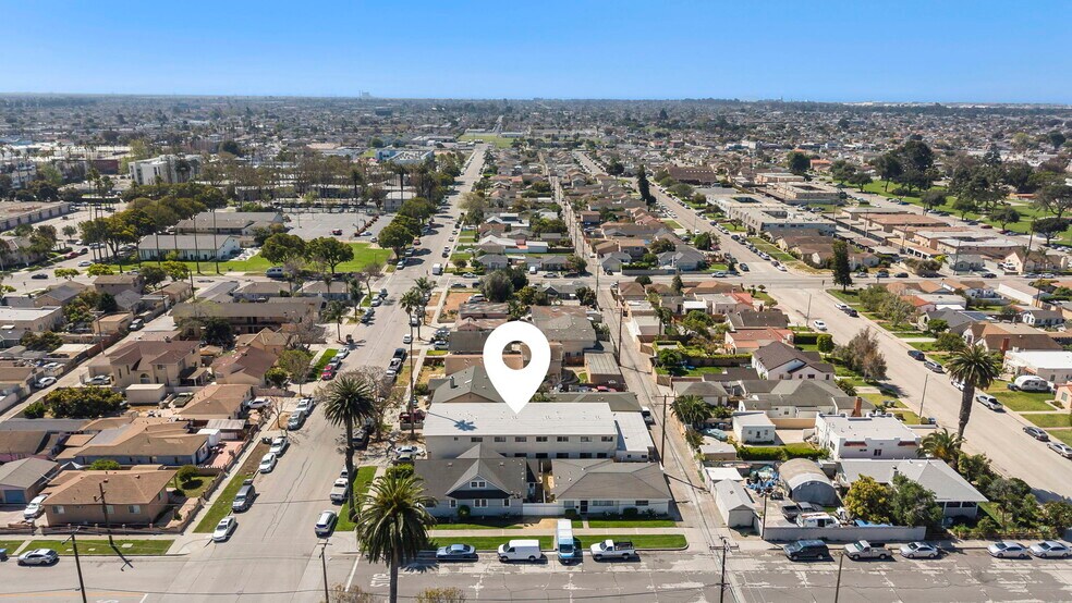 More Photos Of 611 S E St, Oxnard Apartments For Sale