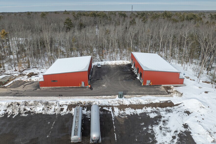 More Photos Of 1249 Portland Rd, Arundel Flex For Lease