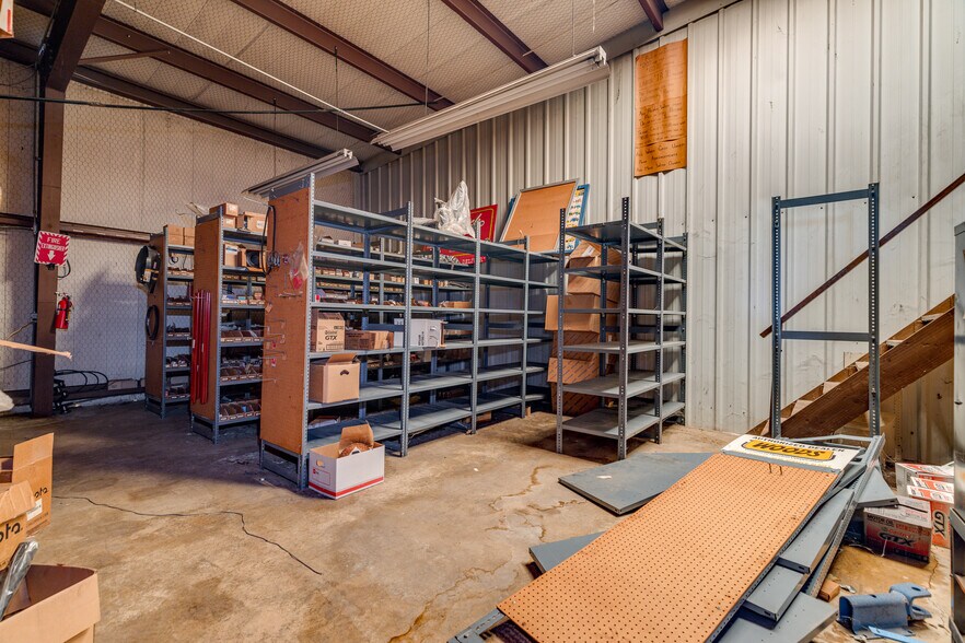 More Photos Of 7603 Old Monroe Rd, Bastrop Specialty For Sale