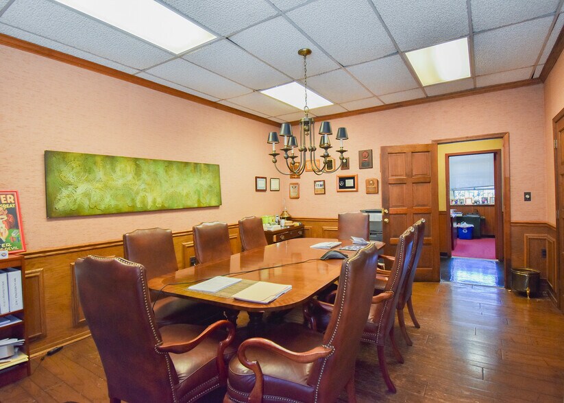 More Photos Of , Washington Unknown For Sale