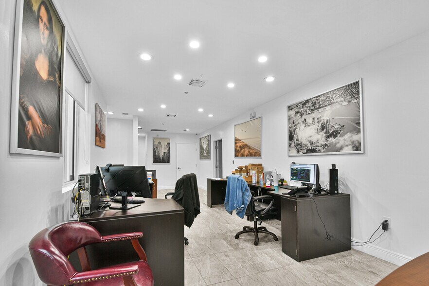 More Photos Of 2020 NW 129th Ave, Miami Warehouse For Lease