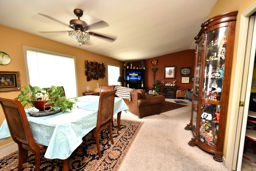 More Photos Of 11522 Davis St, Grand Blanc Office Residential For Sale