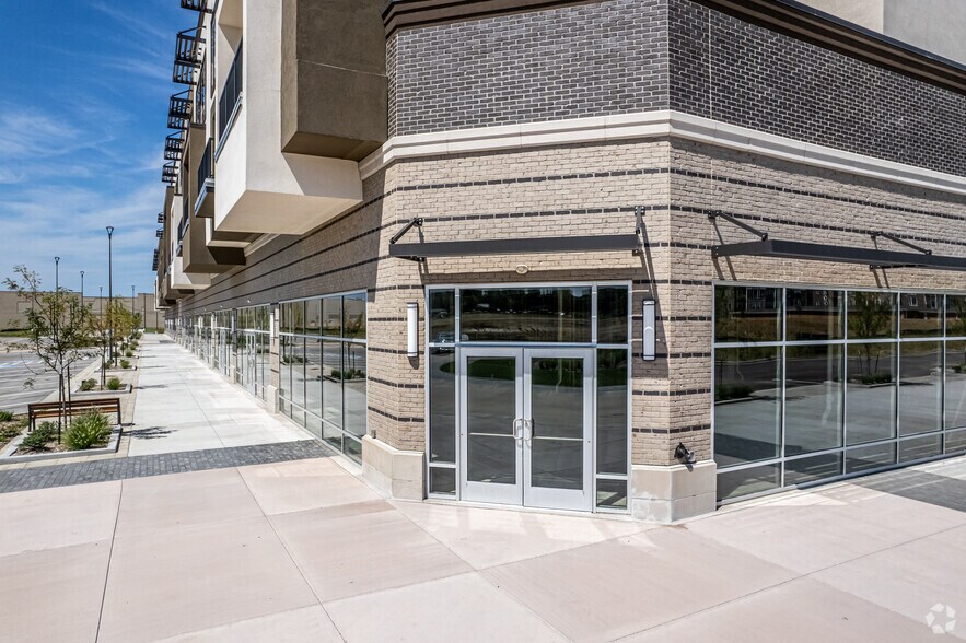 More Photos Of 8660 N Wyandotte St, Kansas City Apartments For Lease