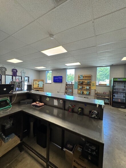 More Photos Of 2322 S 7th St, Saint Louis Warehouse For Sale