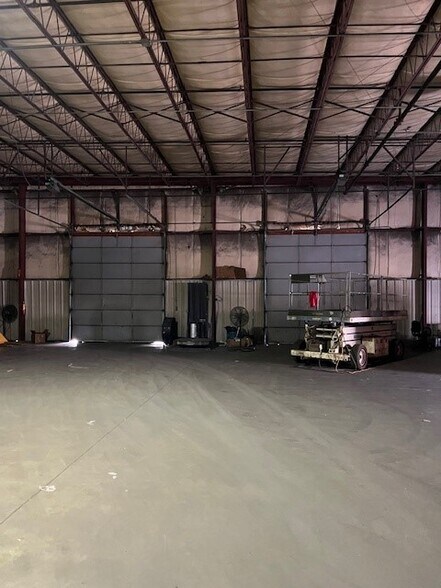 More Photos Of 9317 Earley Dr, Hagerstown Warehouse For Lease