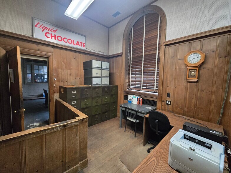 More Photos Of 404 Monroeville Rd, Monroeville Industrial For Sale