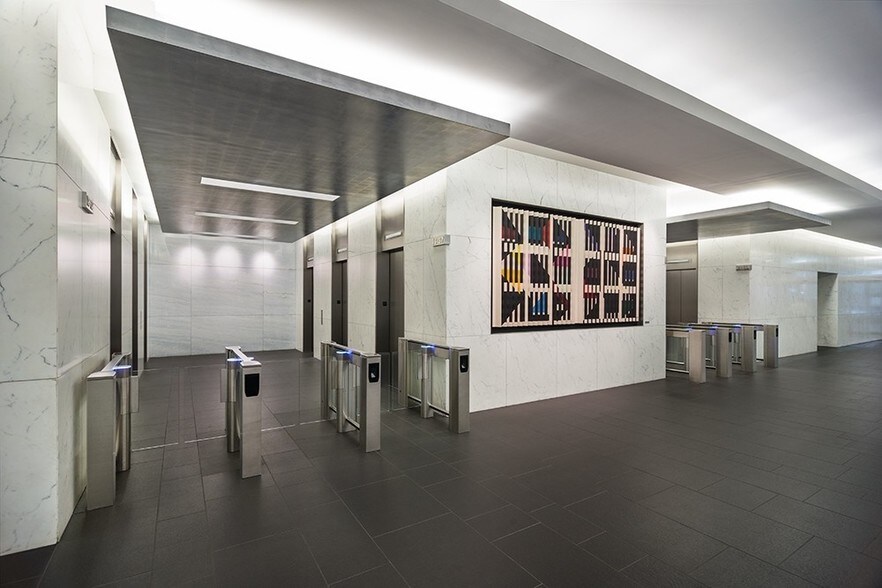 More Photos Of 110 E 59th St, New York Coworking Space