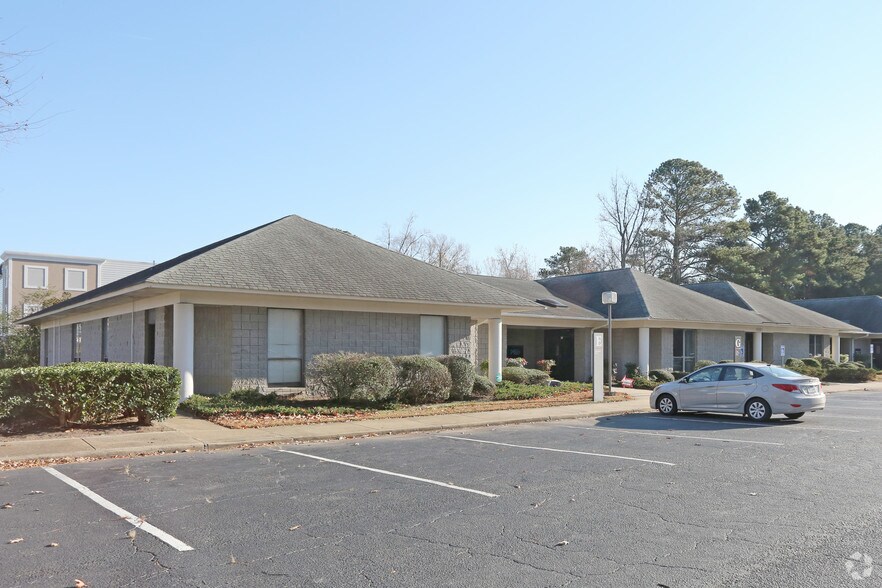 Primary Photo Of 4041 Taylor Rd, Chesapeake Medical For Lease