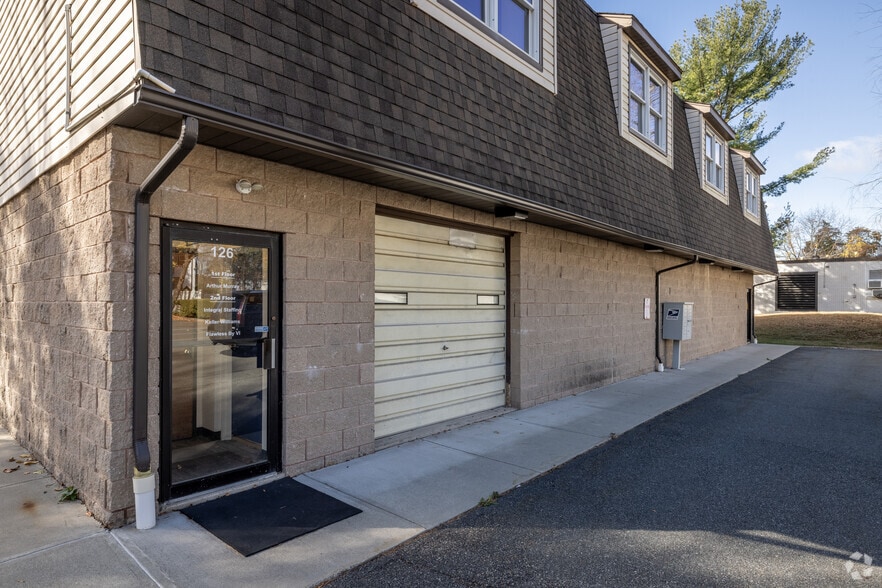 More Photos Of 126 Route 10, Succasunna Freestanding For Lease