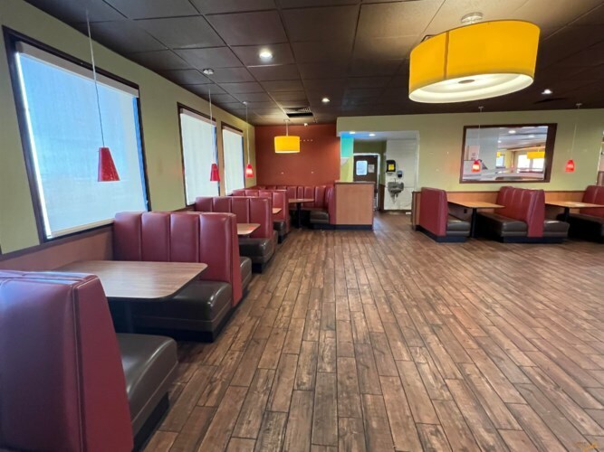More Photos Of 2206 N LaCrosse St, Rapid City Restaurant For Sale