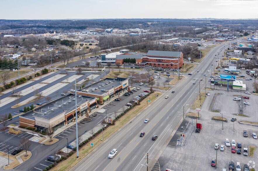 More Photos Of 3871-3999 Lebanon Pike, Hermitage Storefront For Lease