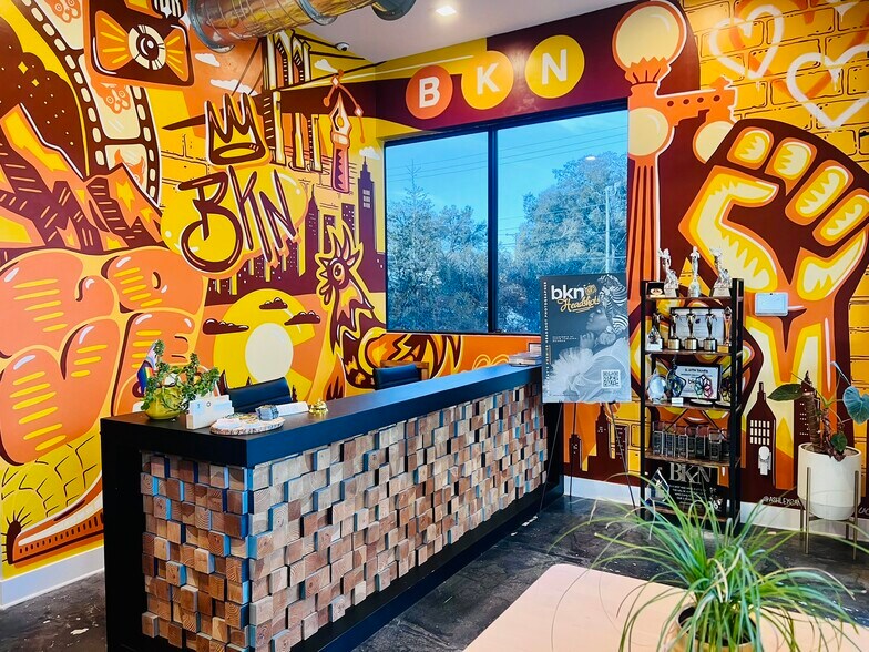 More Photos Of 6401 N Nebraska Ave, Tampa Office For Lease