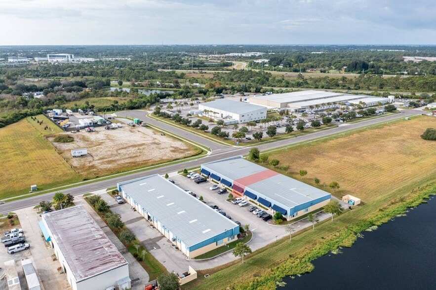 More Photos Of 188 Triple Diamond Blvd, Nokomis Warehouse For Sale