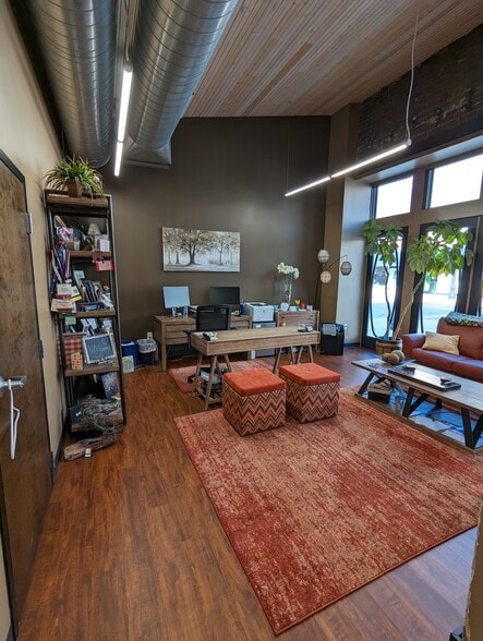 More Photos Of 222 W Main St, Belleville Medical For Sale