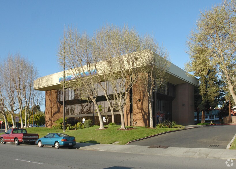 More Photos Of 3755 El Camino Real, Santa Clara Bank For Lease