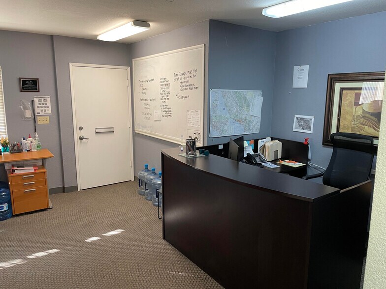 More Photos Of 1028 N Lake Ave, Pasadena Office For Lease