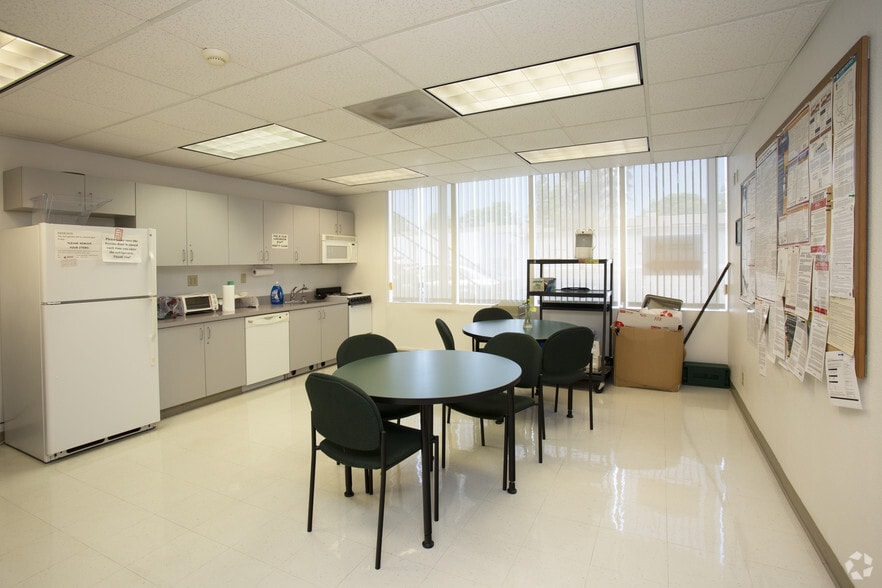 More Photos Of 601 N Golden Circle Dr, Santa Ana Medical For Sale