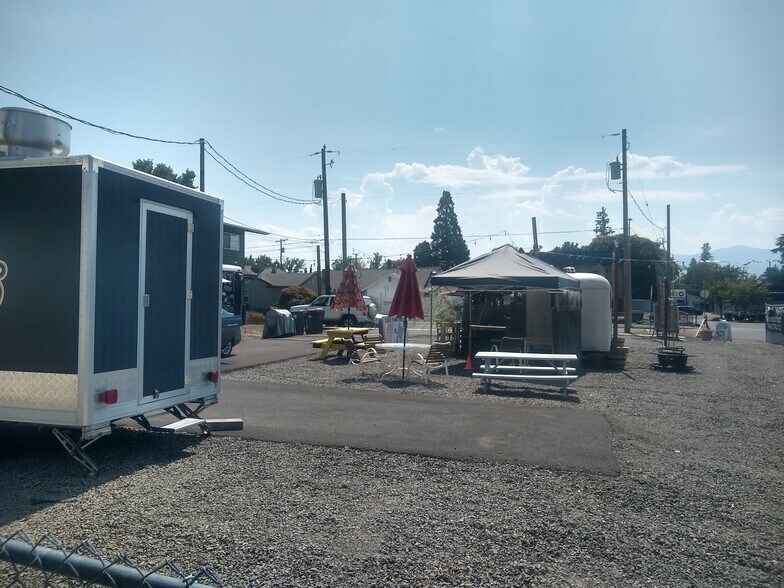 More Photos Of 719 Bennett St, Medford Land For Sale