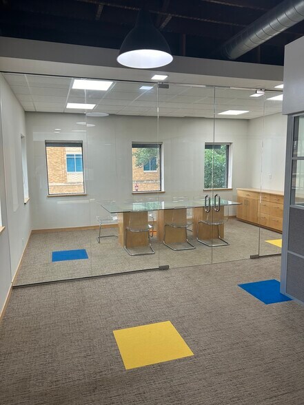 More Photos Of 210 Walnut St E, Mankato Office Residential For Lease