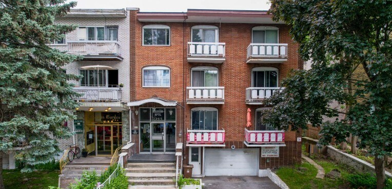 More Photos Of 2265 Av Madison, Montréal Apartments For Sale